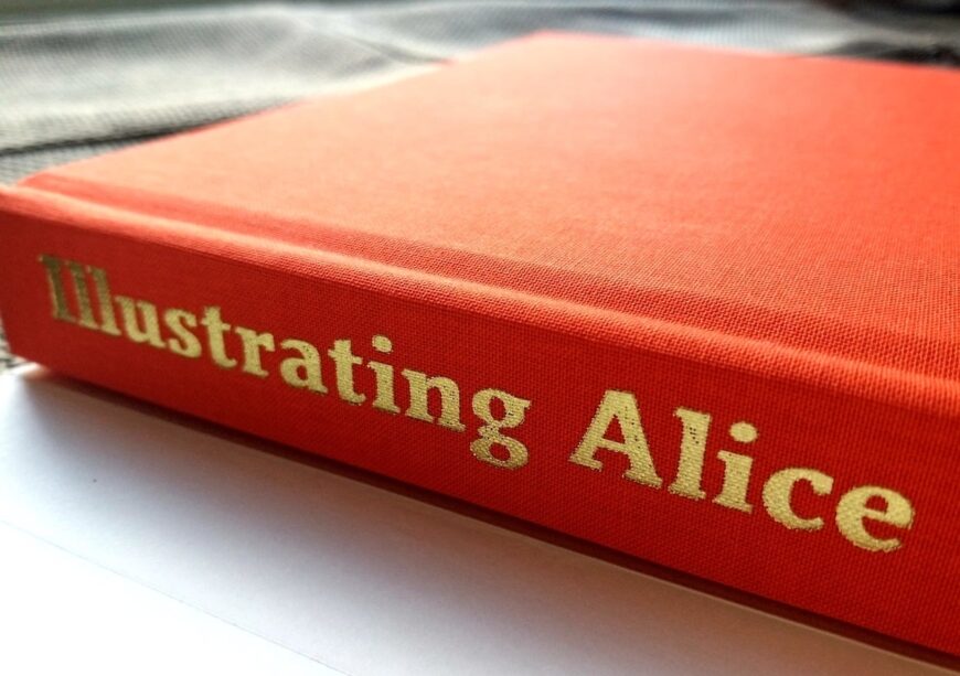 "Illustrating Alice" an anthology of Alice’s all-time greatest hits Illustrated "Alice in Wonderland", Illustrated "Through the Looking Glass" Kids Book Reviews illustrated alice artists choice editions 2013 dennis hall 03